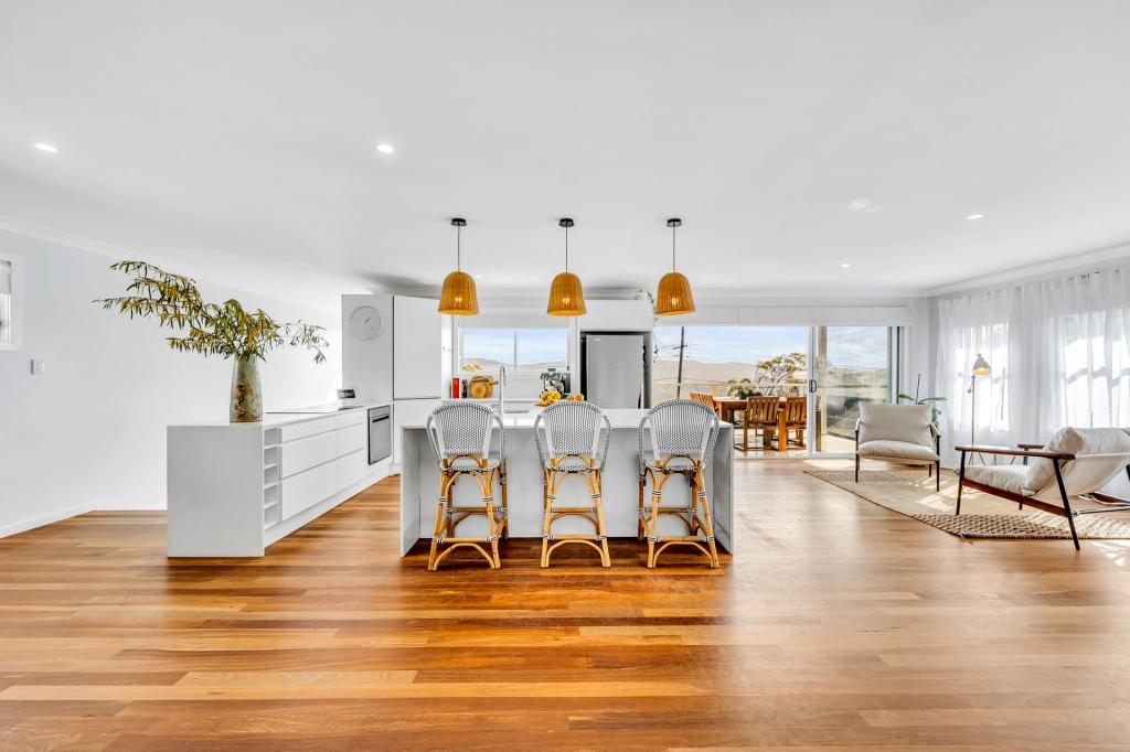 34 Masefield Ave, Bateau Bay, NSW 2261