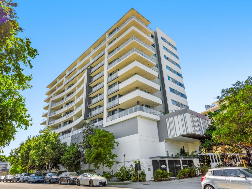 203/41 Harbour Town Dr, Biggera Waters, QLD 4216