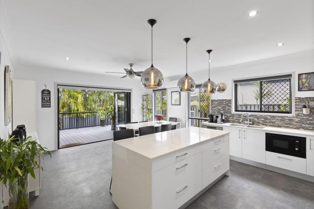 3 Millswood Ct, Robina, QLD 4226