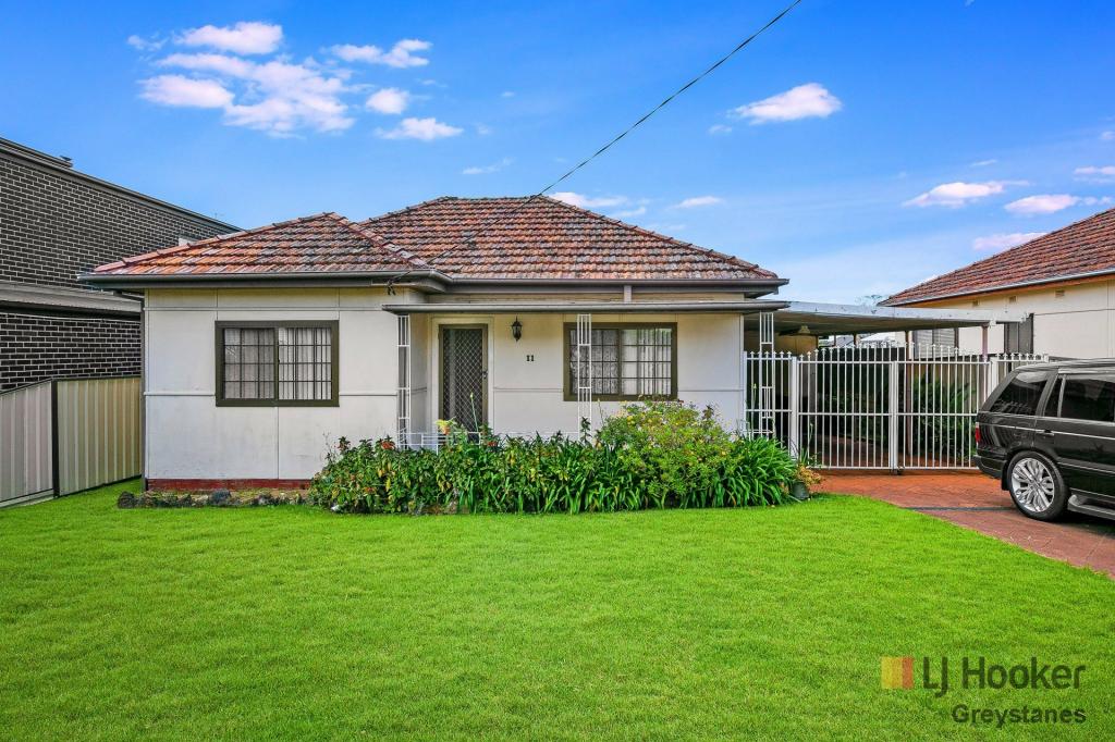 11 Gloucester Ave, Merrylands, NSW 2160