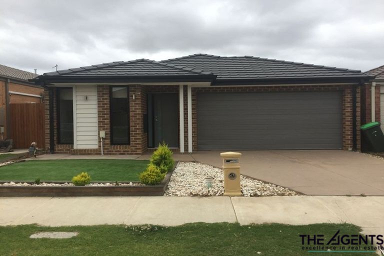 10 Boswell Pl, Truganina, VIC 3029