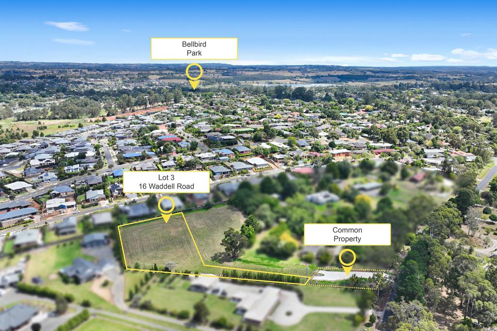 16B WADDELL RD, DROUIN, VIC 3818