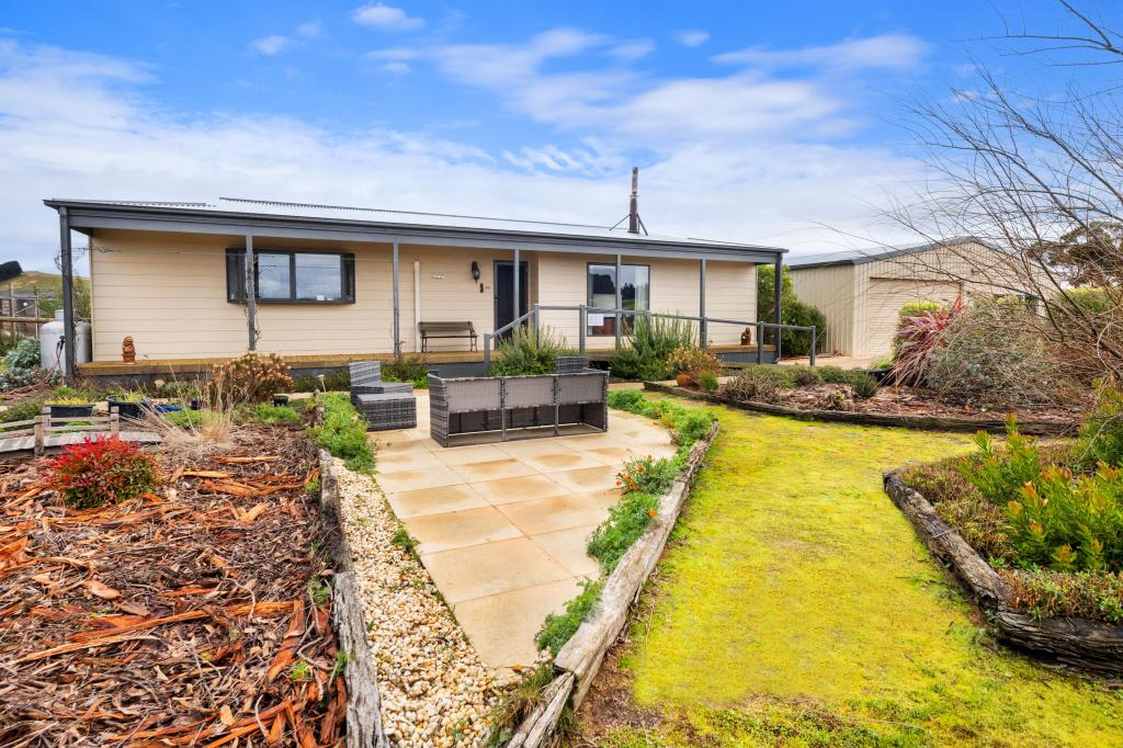 399 Mollongghip Rd, Mollongghip, VIC 3352