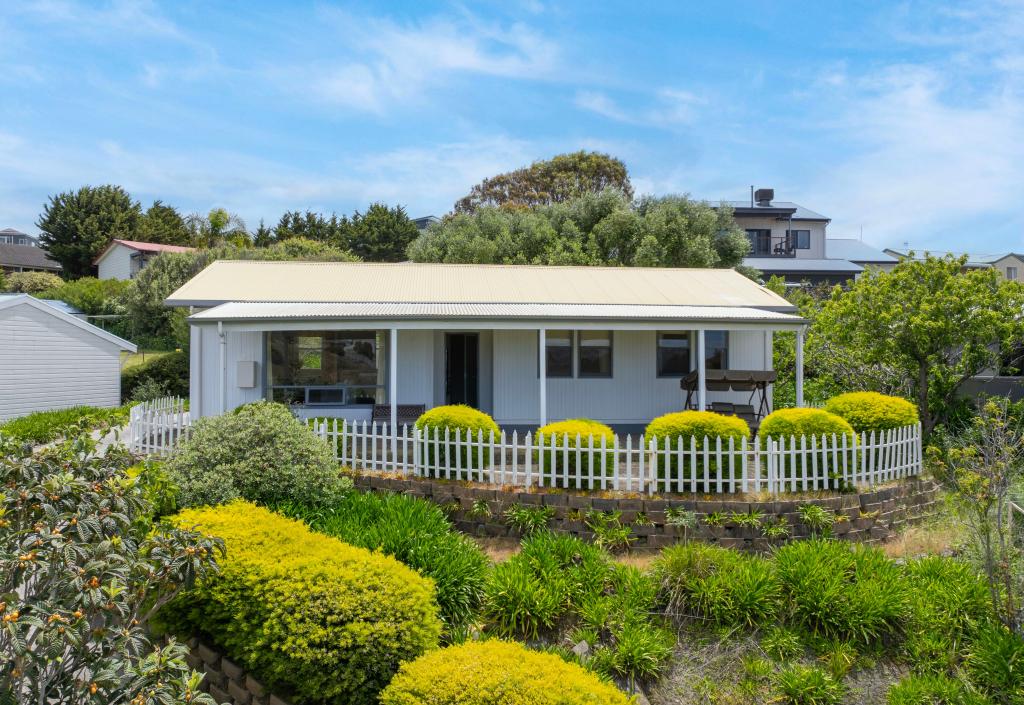 10 Buffalo Ct, Encounter Bay, SA 5211