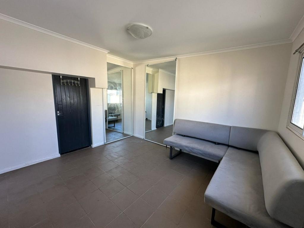 13B CHARLOTTE ST, MERRYLANDS, NSW 2160