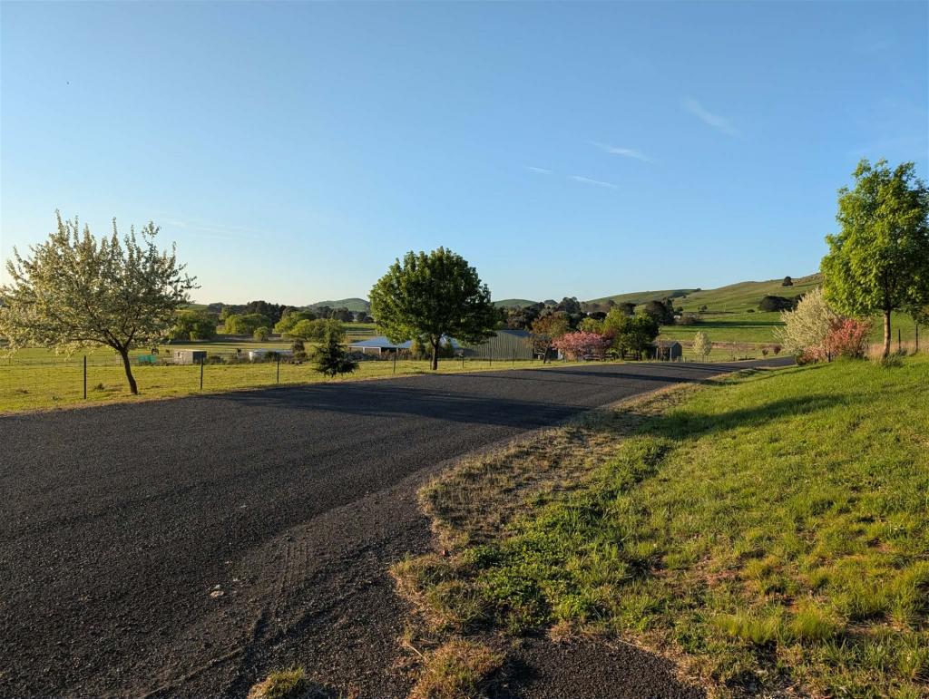 25 Graham Rd, Blayney, NSW 2799