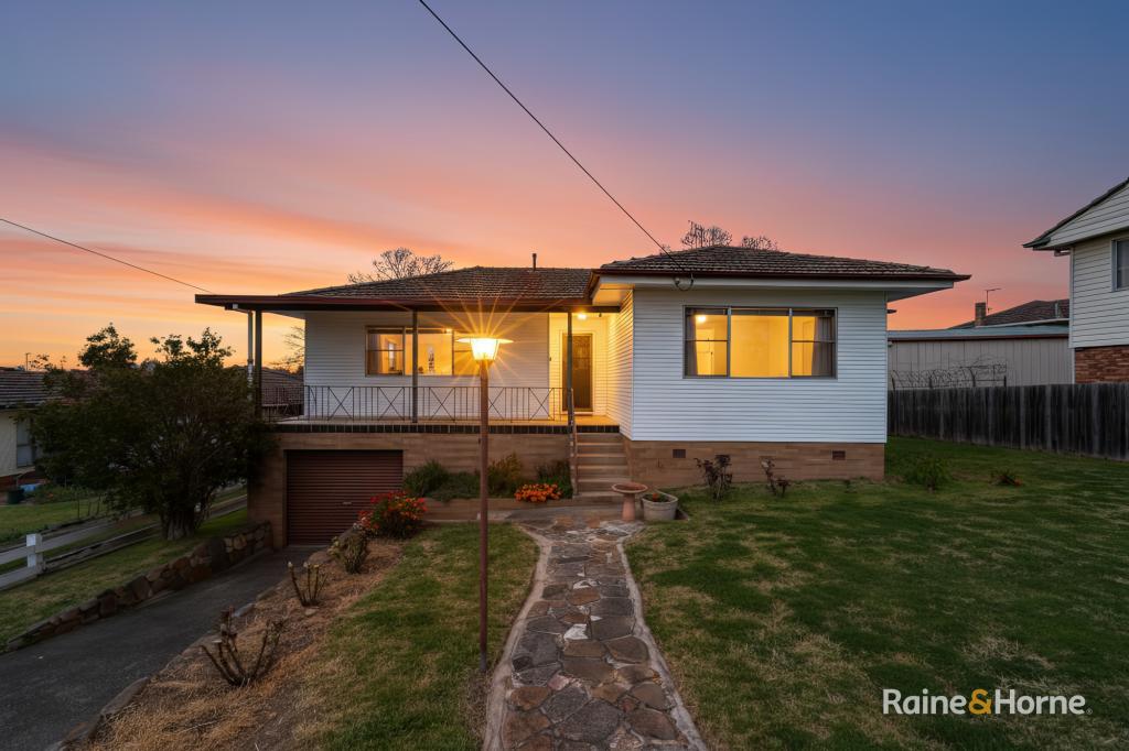 8 Wilson Ave, Armidale, NSW 2350