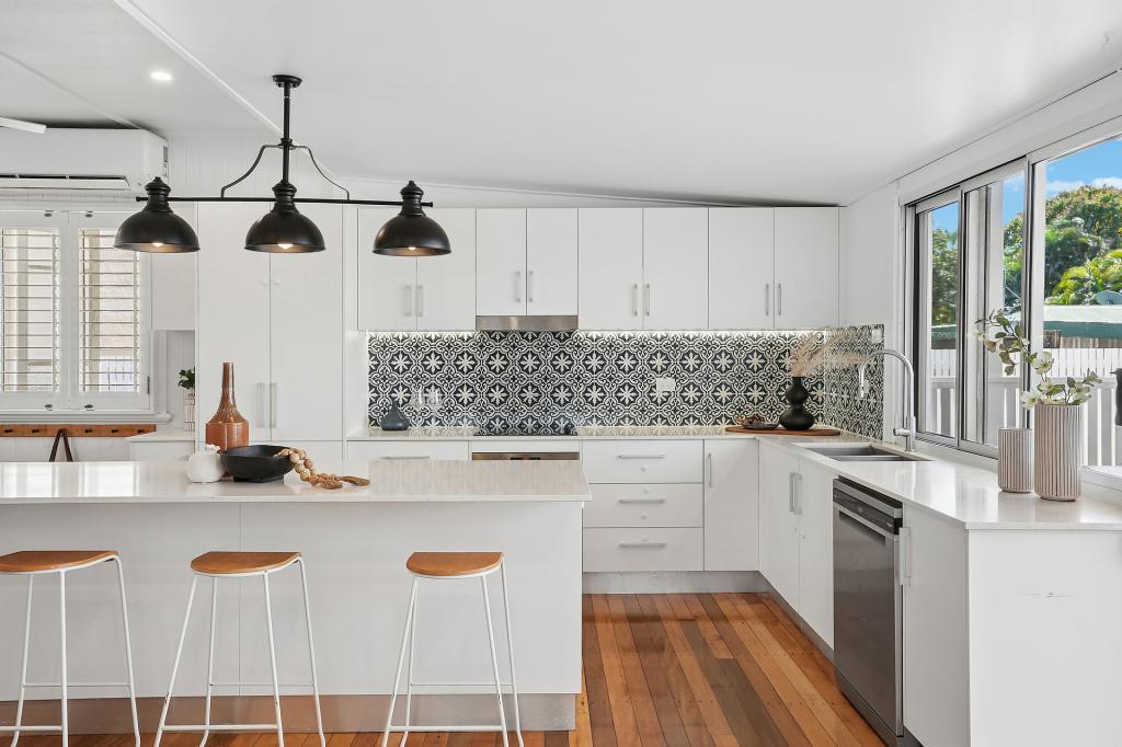 21 Stanton St, Belgian Gardens, QLD 4810