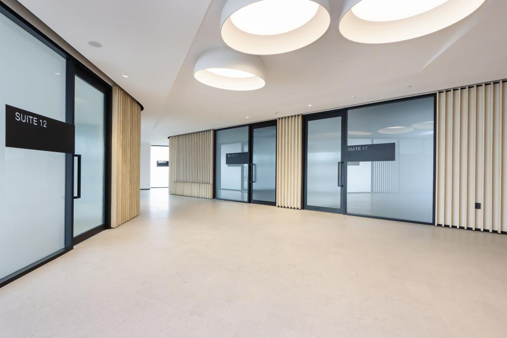 81 Yelverton Dr, Midland, WA 6056