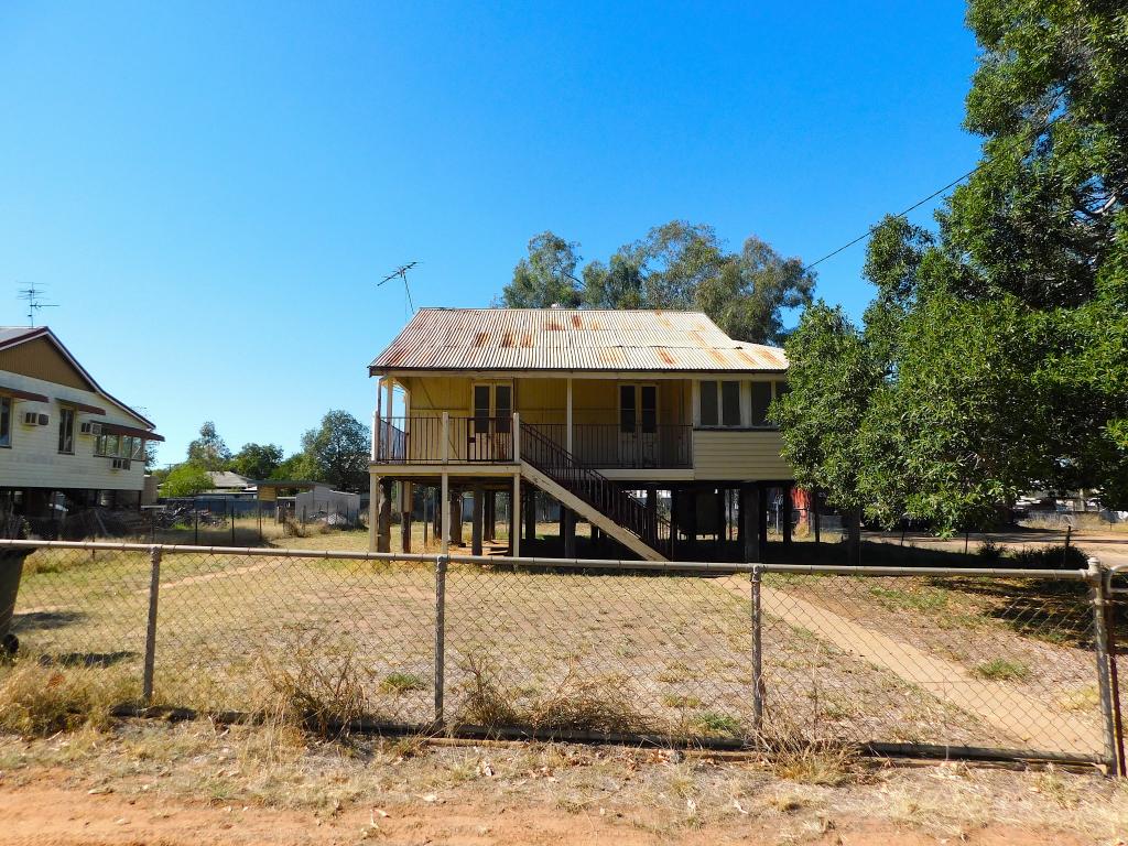 164 Galatea St, Charleville, QLD 4470