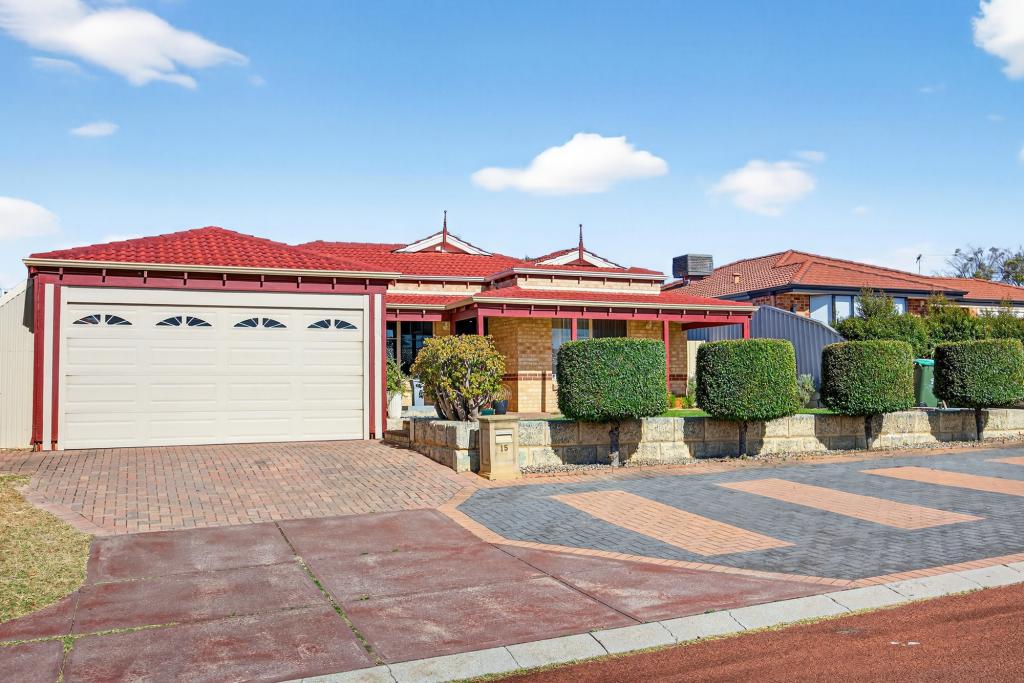 15 Russon Ct, Alexander Heights, WA 6064