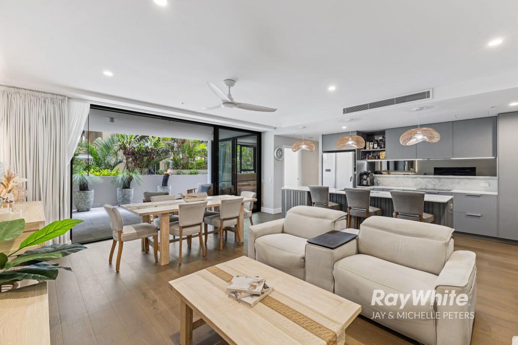 101/71 Landsborough Ave, Scarborough, QLD 4020