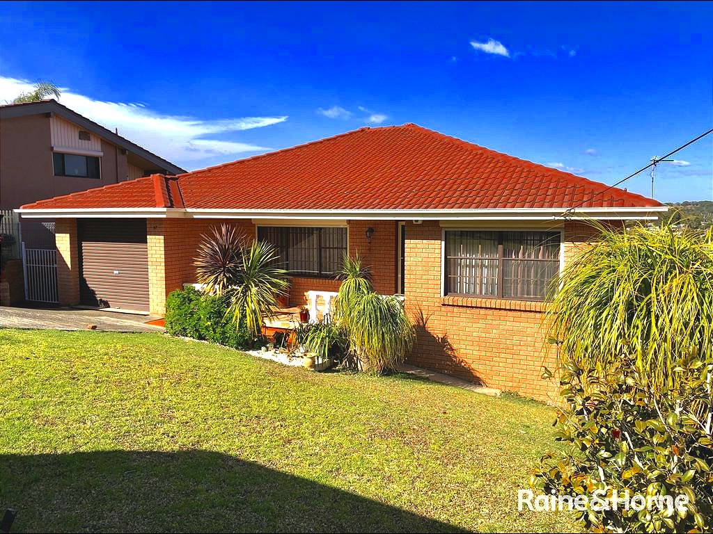 77 Blackman Pde, Unanderra, NSW 2526