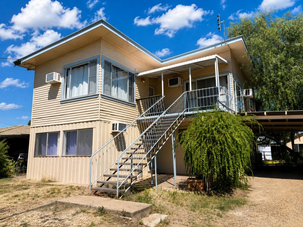 2/69 Dover St, Moree, NSW 2400