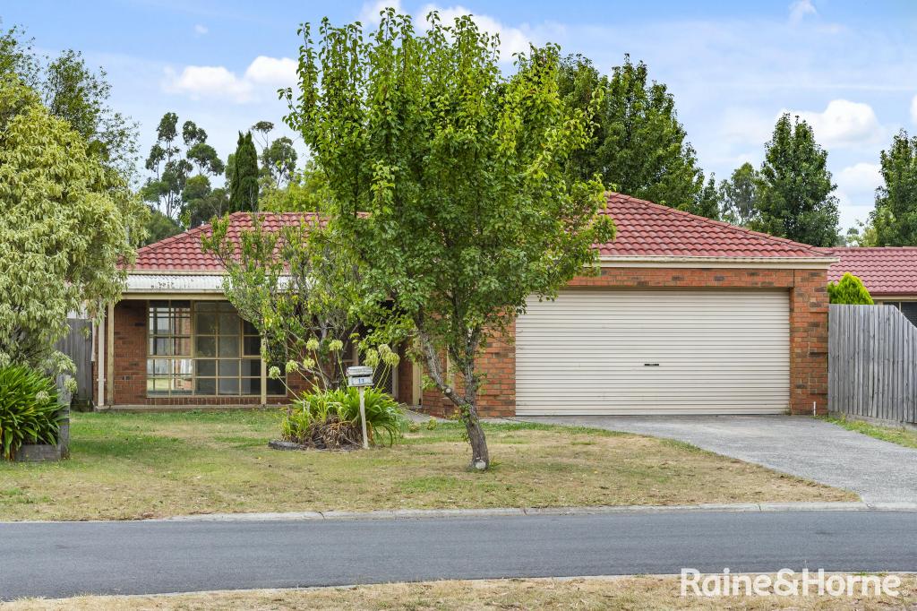 11 Vista Cl, Gisborne, VIC 3437