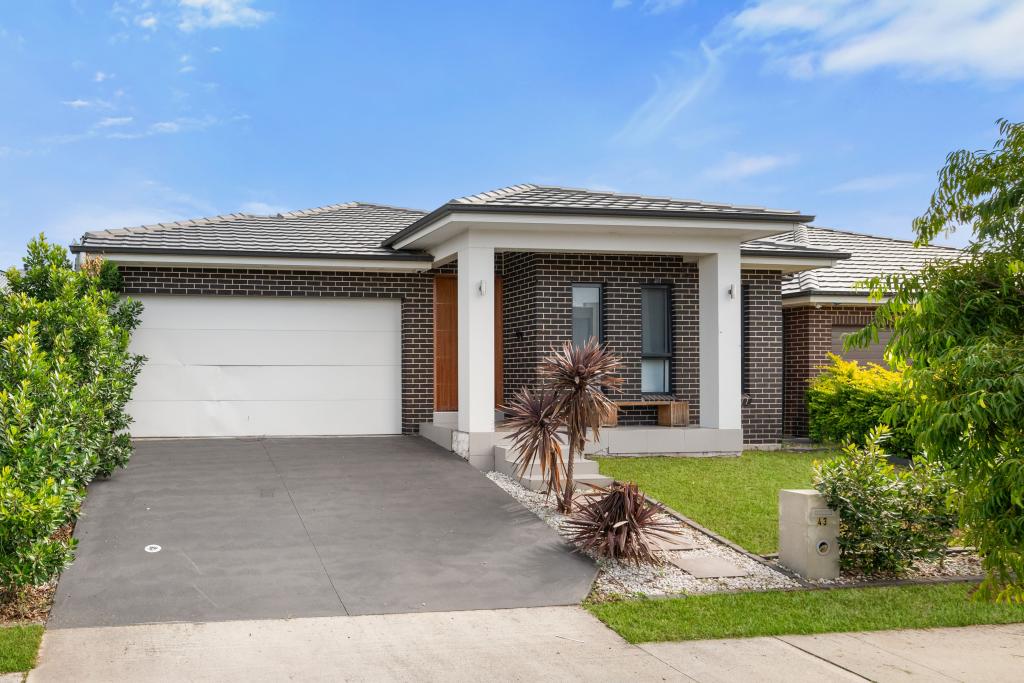 43 Madden St, Oran Park, NSW 2570