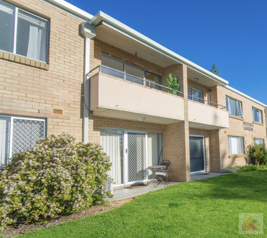 6/15 KNUTSFORD ST, FREMANTLE, WA 6160