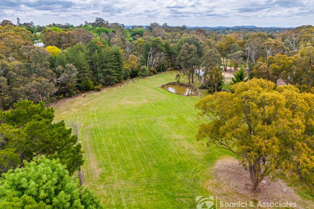 68 Payne Rd, Beechworth, VIC 3747