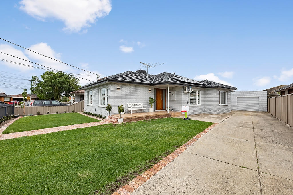 37 FREMONT PDE, SUNSHINE WEST, VIC 3020