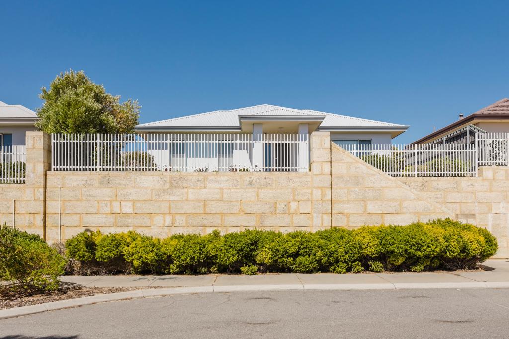 28 TINSEL ST, YANCHEP, WA 6035