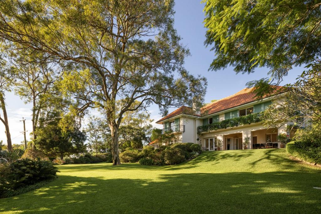 383 Indooroopilly Rd, Indooroopilly, QLD 4068