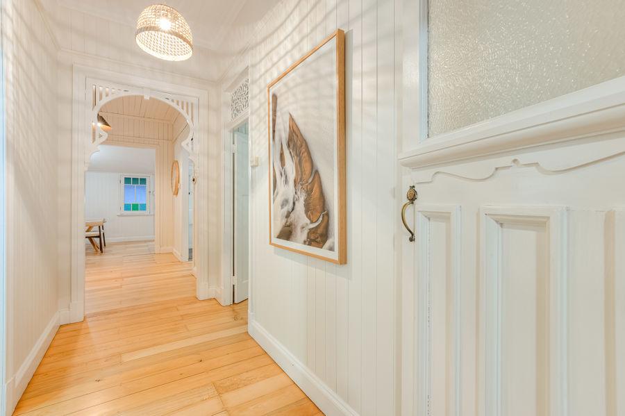 18 Talbot St, Coorparoo, QLD 4151