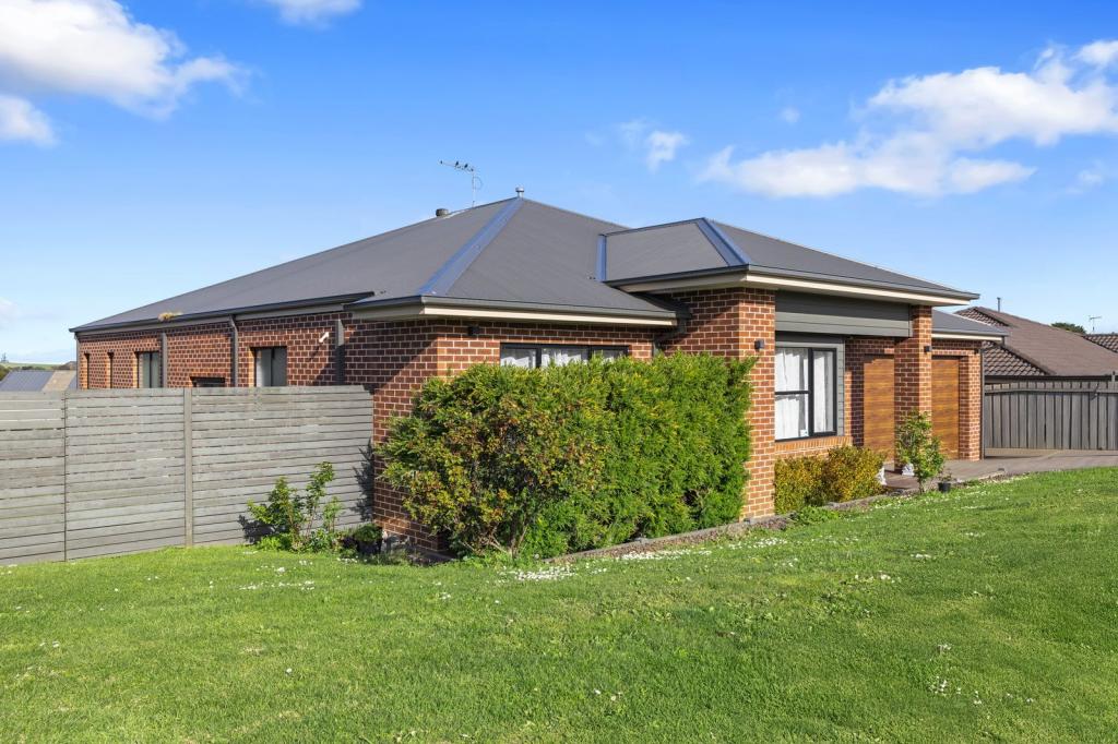 9 MASSIMO WAY, KORUMBURRA, VIC 3950