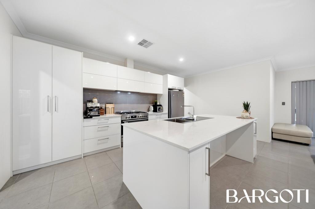 73 BERNBOROUGH AVE, CAVERSHAM, WA 6055