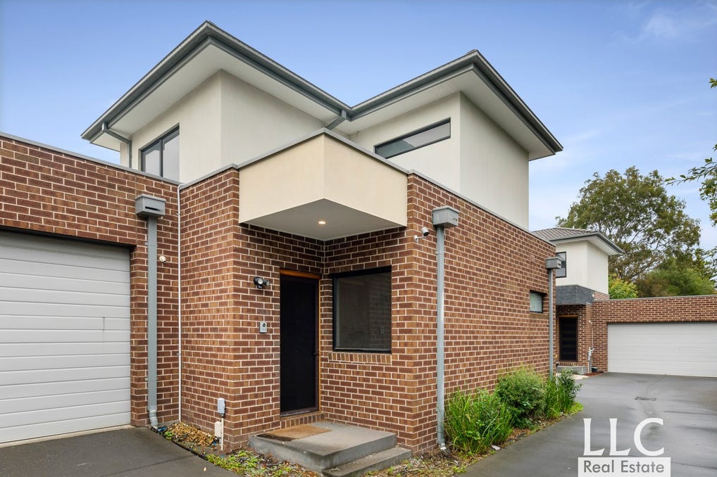 2/132 HIGHBURY RD, BURWOOD, VIC 3125
