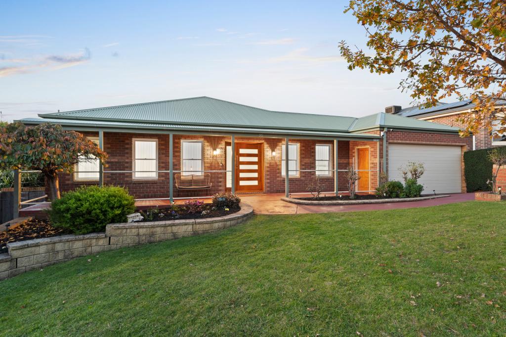 22 Amelia Cl, Beaconsfield, VIC 3807