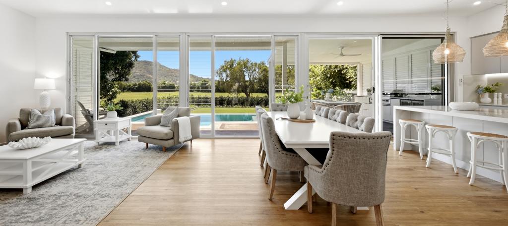 39 Philp St, Hermit Park, QLD 4812