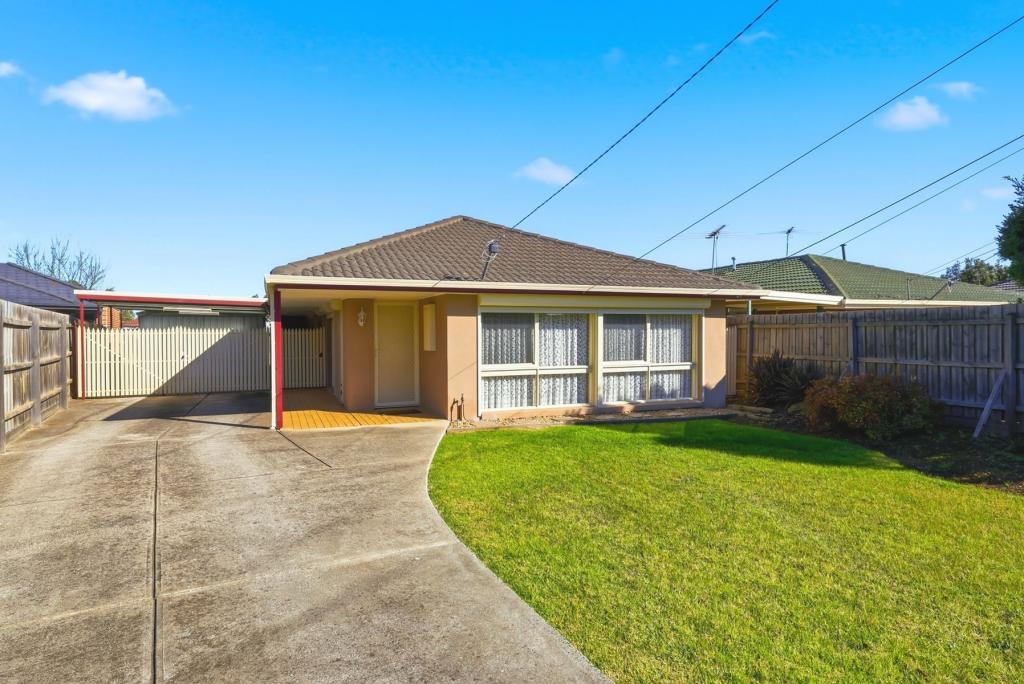 61 Bernard Dr, Melton South, VIC 3338