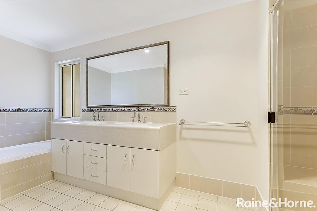 4/130 Gordon Street, Ormiston, QLD 4160