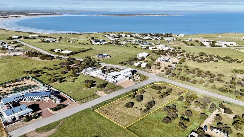 23 Meeinderry Dr, Perlubie, SA 5680