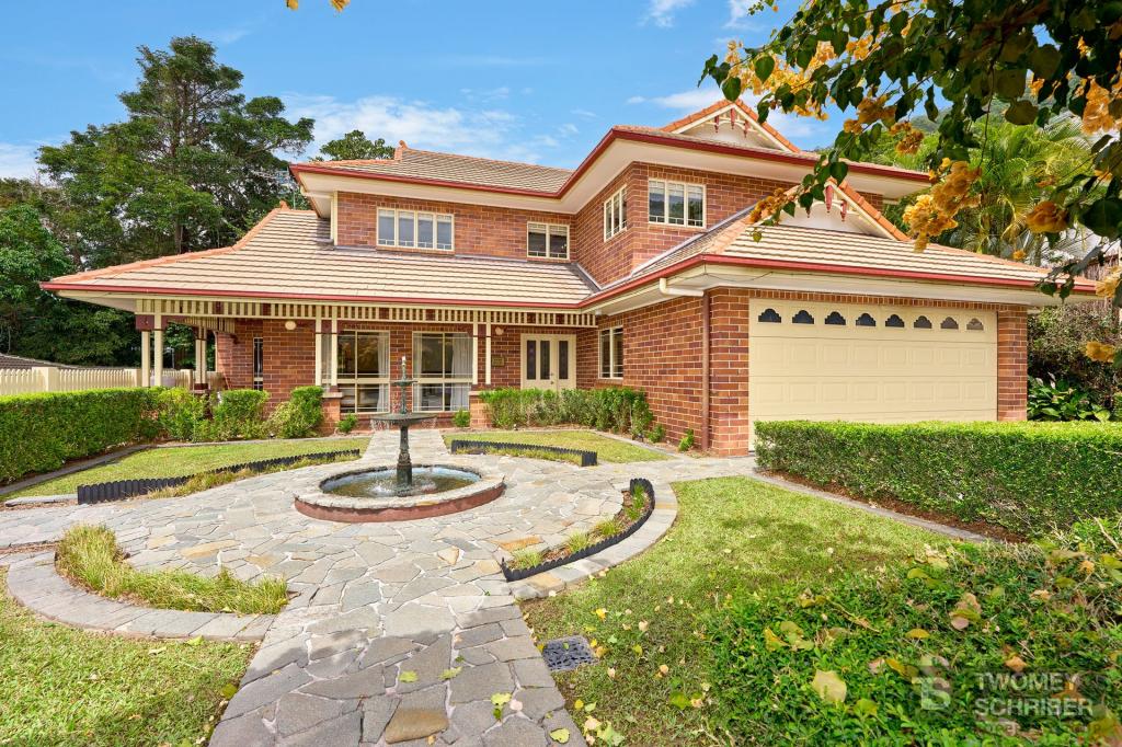 7 Cambanora Pl, Mooroobool, QLD 4870