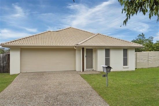 1 CHRYSANTHUS ST, CRESTMEAD, QLD 4132