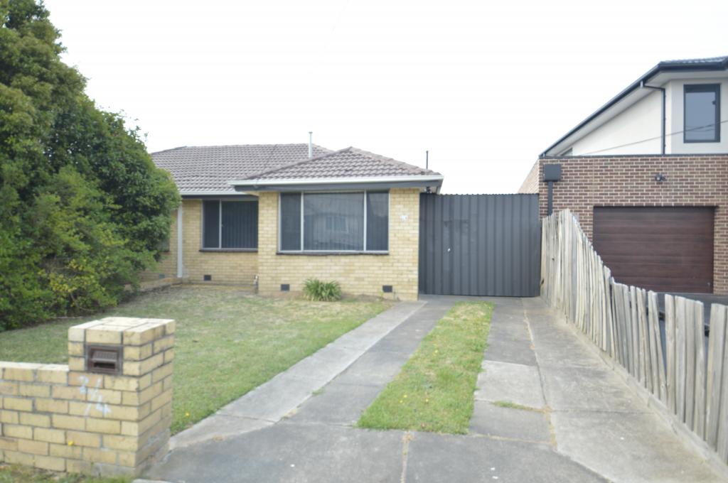 2/4 Sheales St, Dandenong, VIC 3175