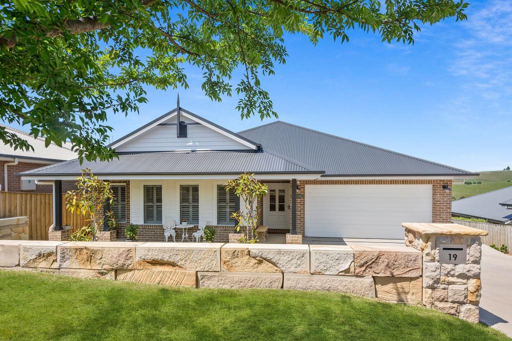 19 Eliza St, Moss Vale, NSW 2577