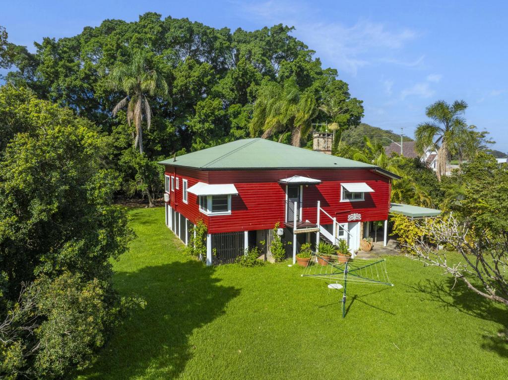 201 Baraang Dr, Broadwater, NSW 2472