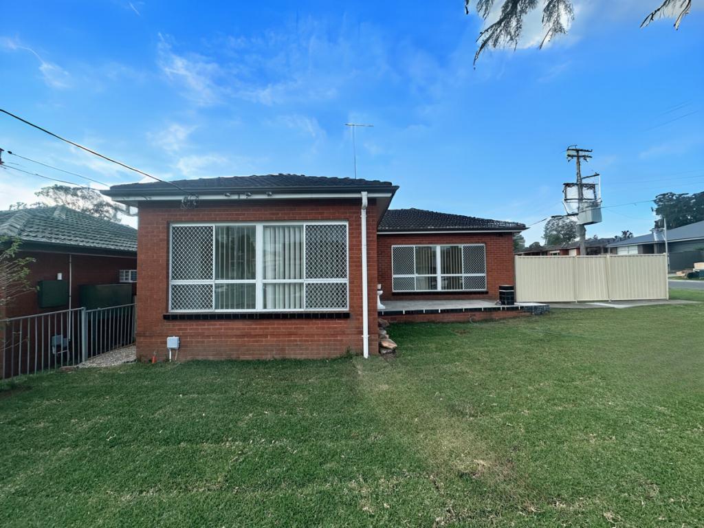 11 Kurrajong Cres, Blacktown, NSW 2148