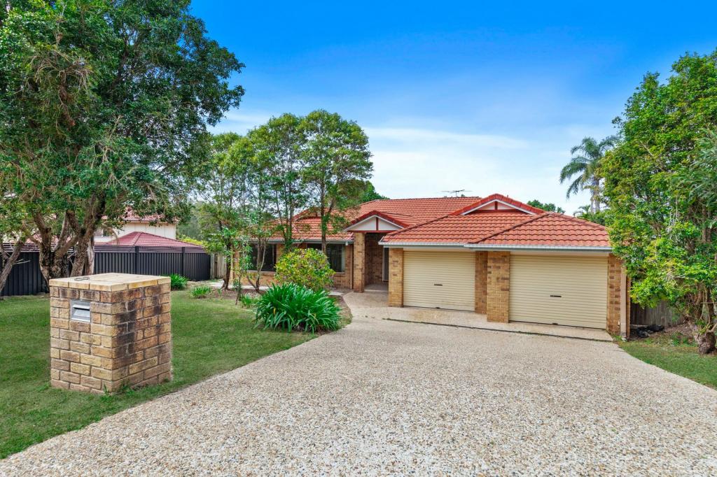 8 Wattle Cl, Bridgeman Downs, QLD 4035