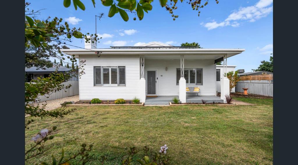 92 Mackellar St, Benalla, VIC 3672
