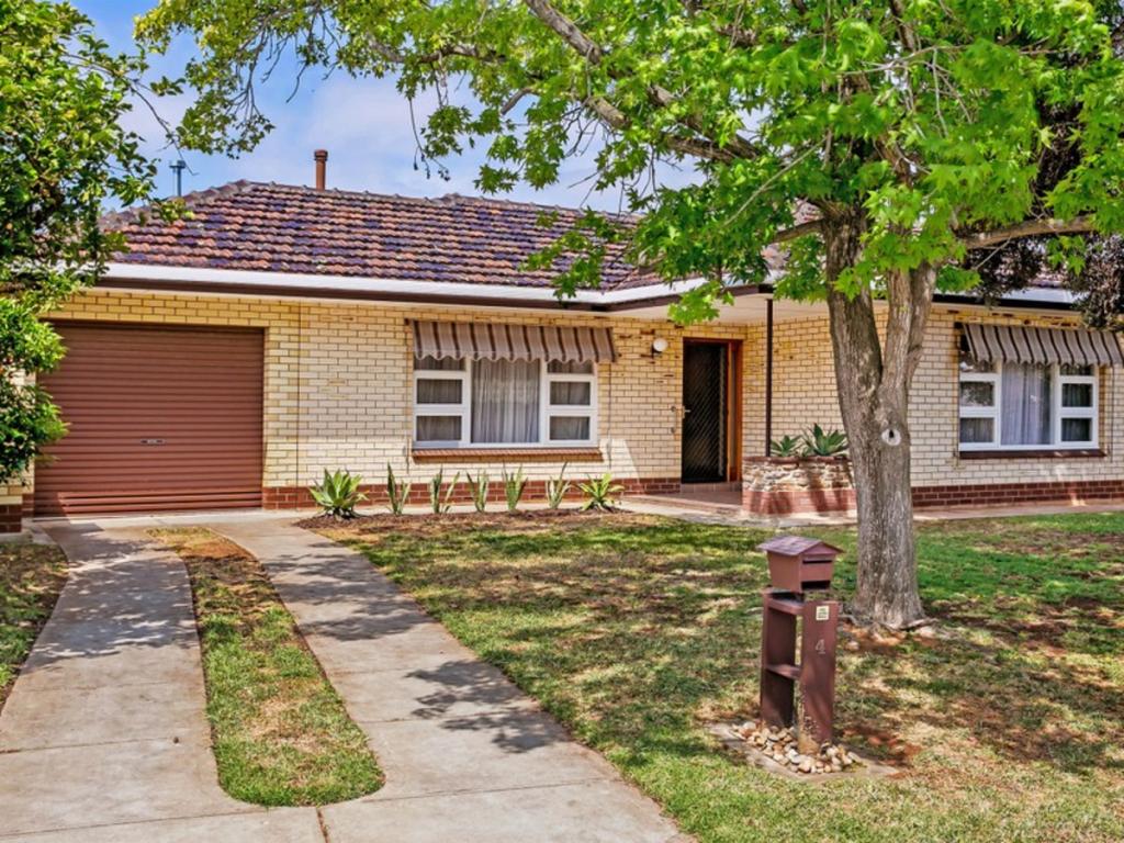 4 Jennifer St, Seaton, SA 5023