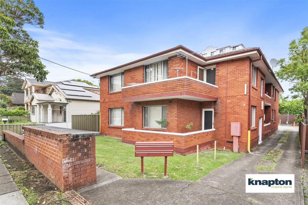 1/8 HILLARD ST, WILEY PARK, NSW 2195