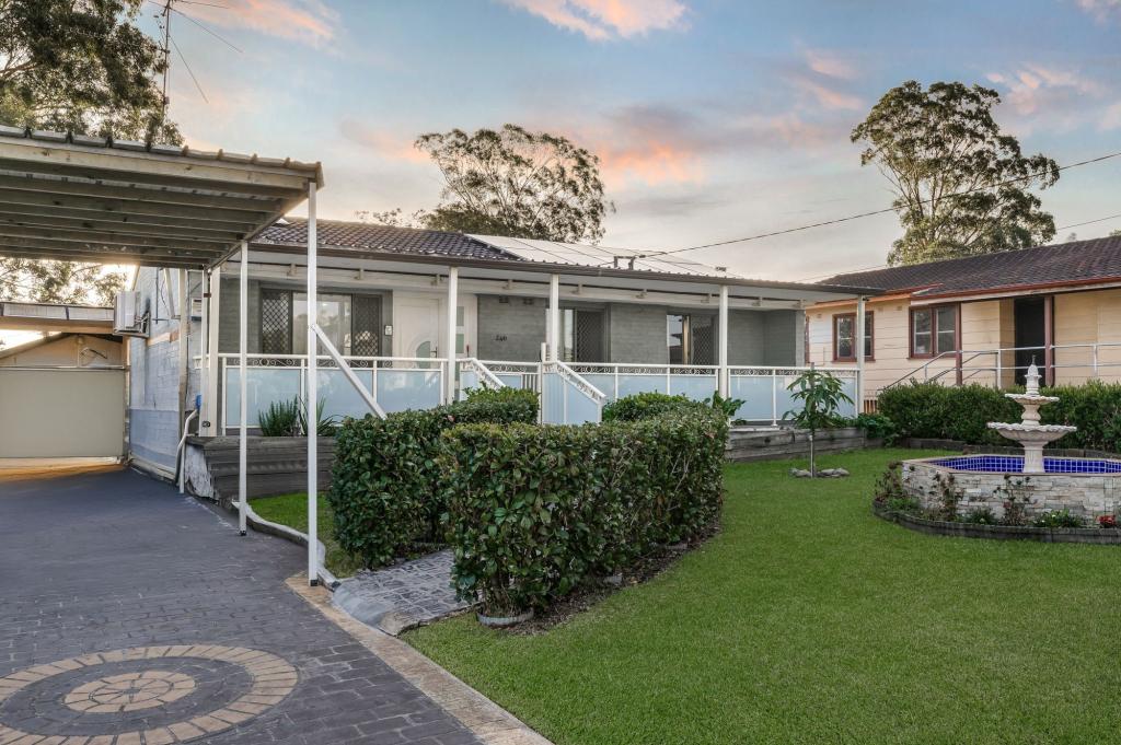 246 CARLISLE AVE, DHARRUK, NSW 2770
