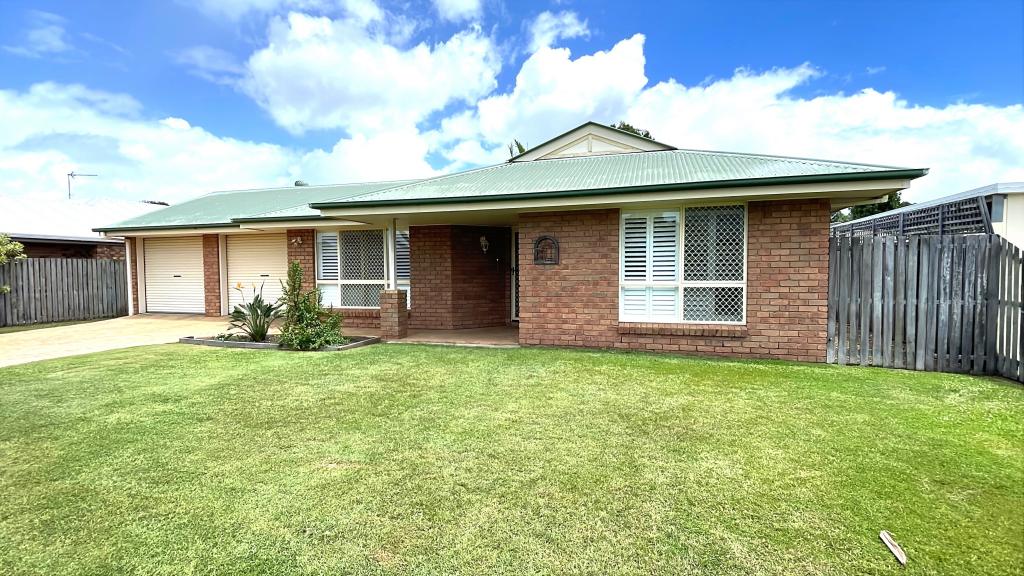 31 Cedar Cres, Kawungan, QLD 4655