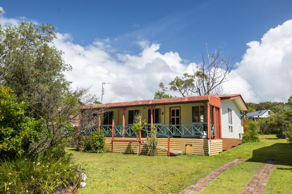 8 Pretty Beach Rd, Kioloa, NSW 2539