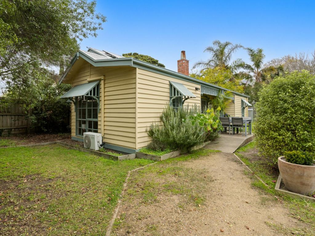 1a Maysbury Ave, Rosebud, VIC 3939
