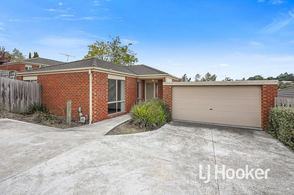 4/5 Glenda Ct, Pakenham, VIC 3810