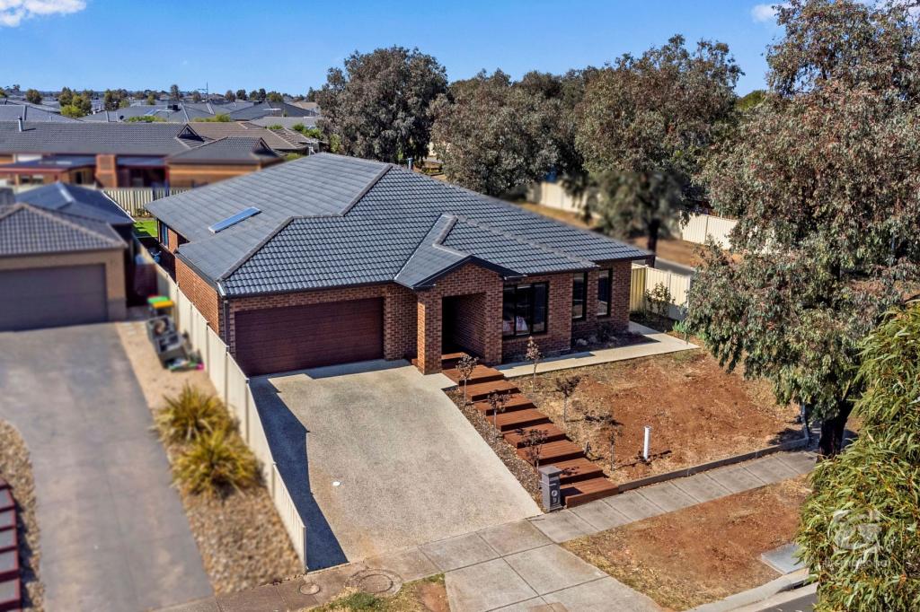 9 Micasa Pl, Harkness, VIC 3337